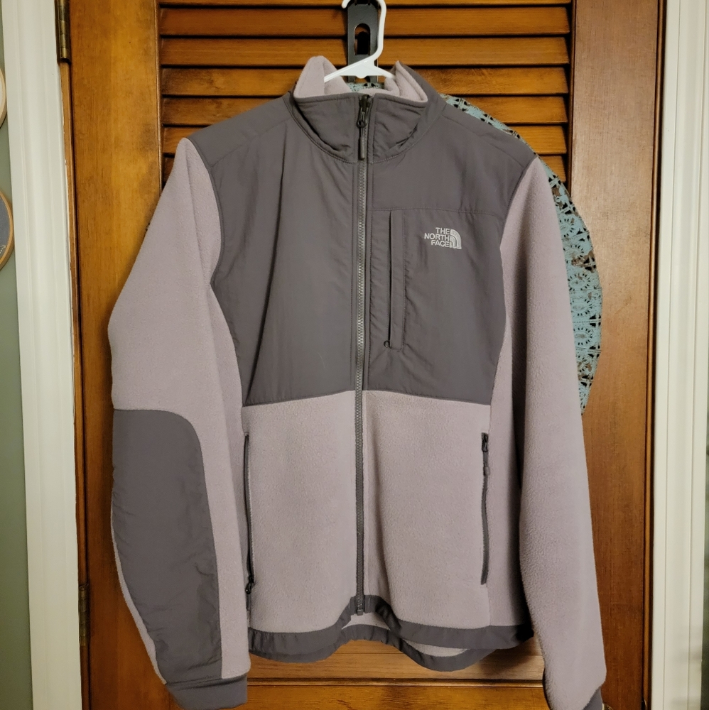 North Face Fleece - size medium - light lilac gray